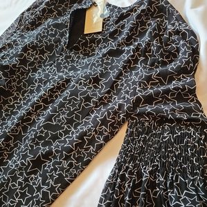 Michael Kors med b&w stars long sleeve blouse NWT